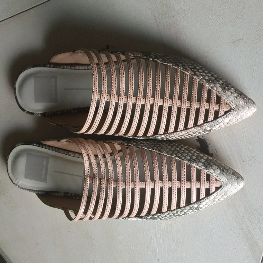 Dolce Vita Kaori Leather Mules - Picture 2 of 12